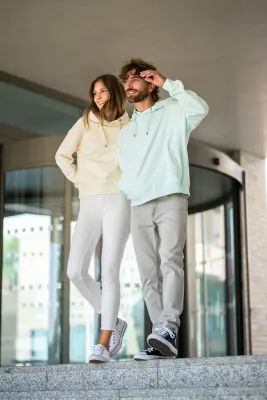 Stormforge - Sweatshirt men's 80% cotton 20% polyester  - 420 — fit and styling photograph 3
